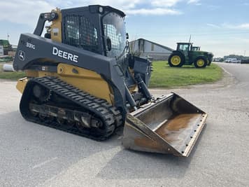 Main image John Deere 331G